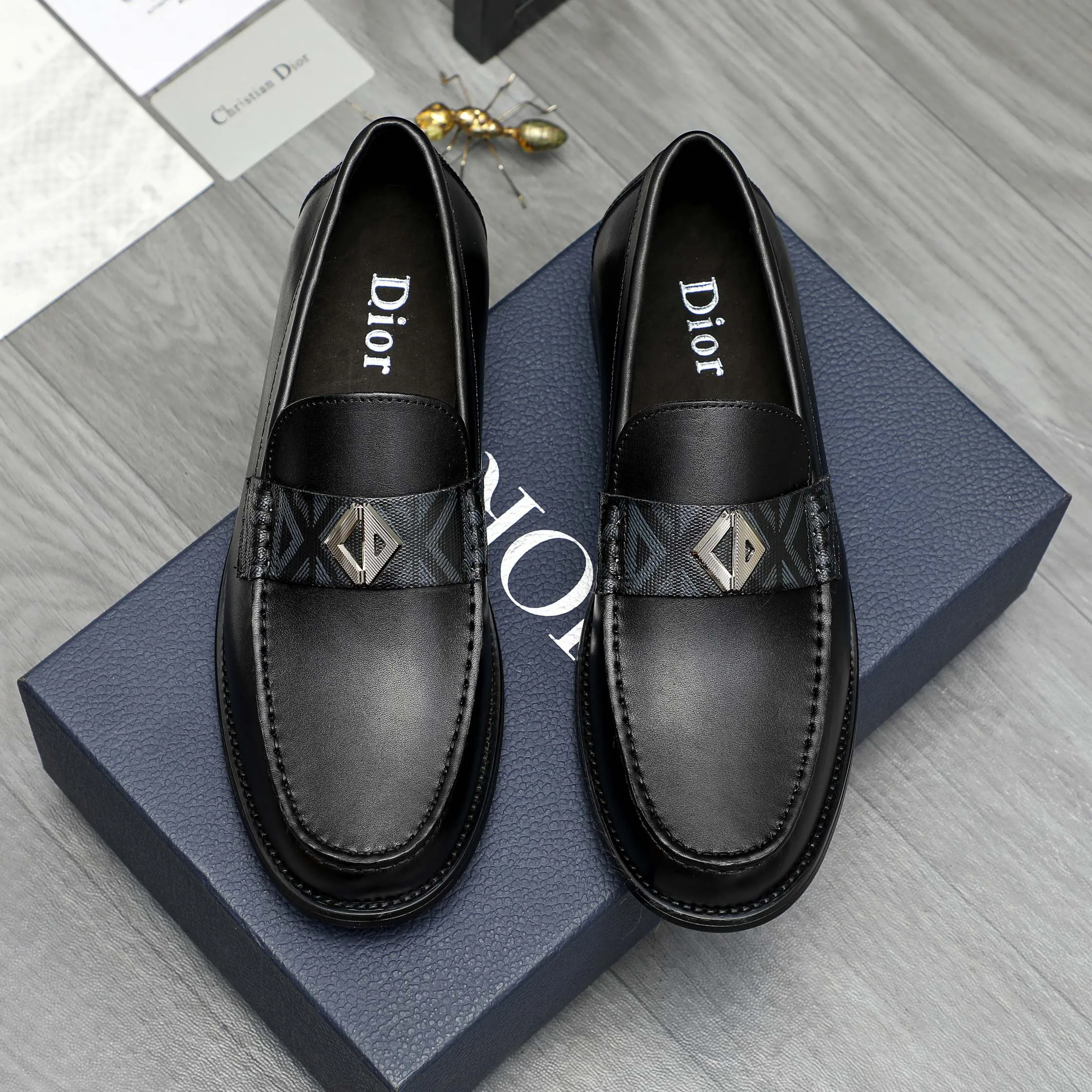 Men's men's shoes💰420 Product trademark: Dior "Dior" business slip-on leather shoes Regular size: 38-45 (45 is custom-made and non-returnable) Product materials: Selected high-quality cowhide upper, cowhide lining, original outsole